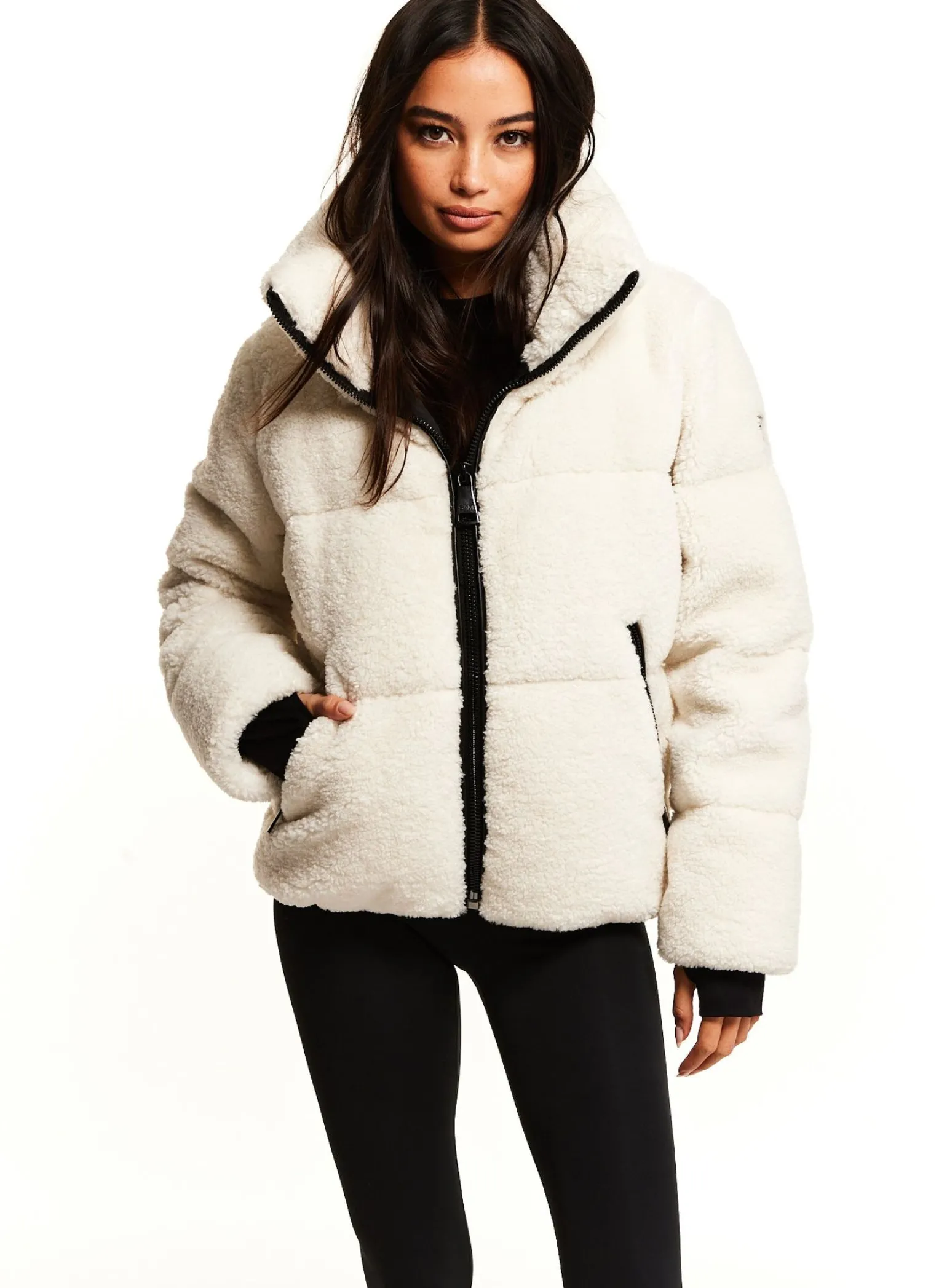 sherpa_sophia_2.webp Sherpa Sophia