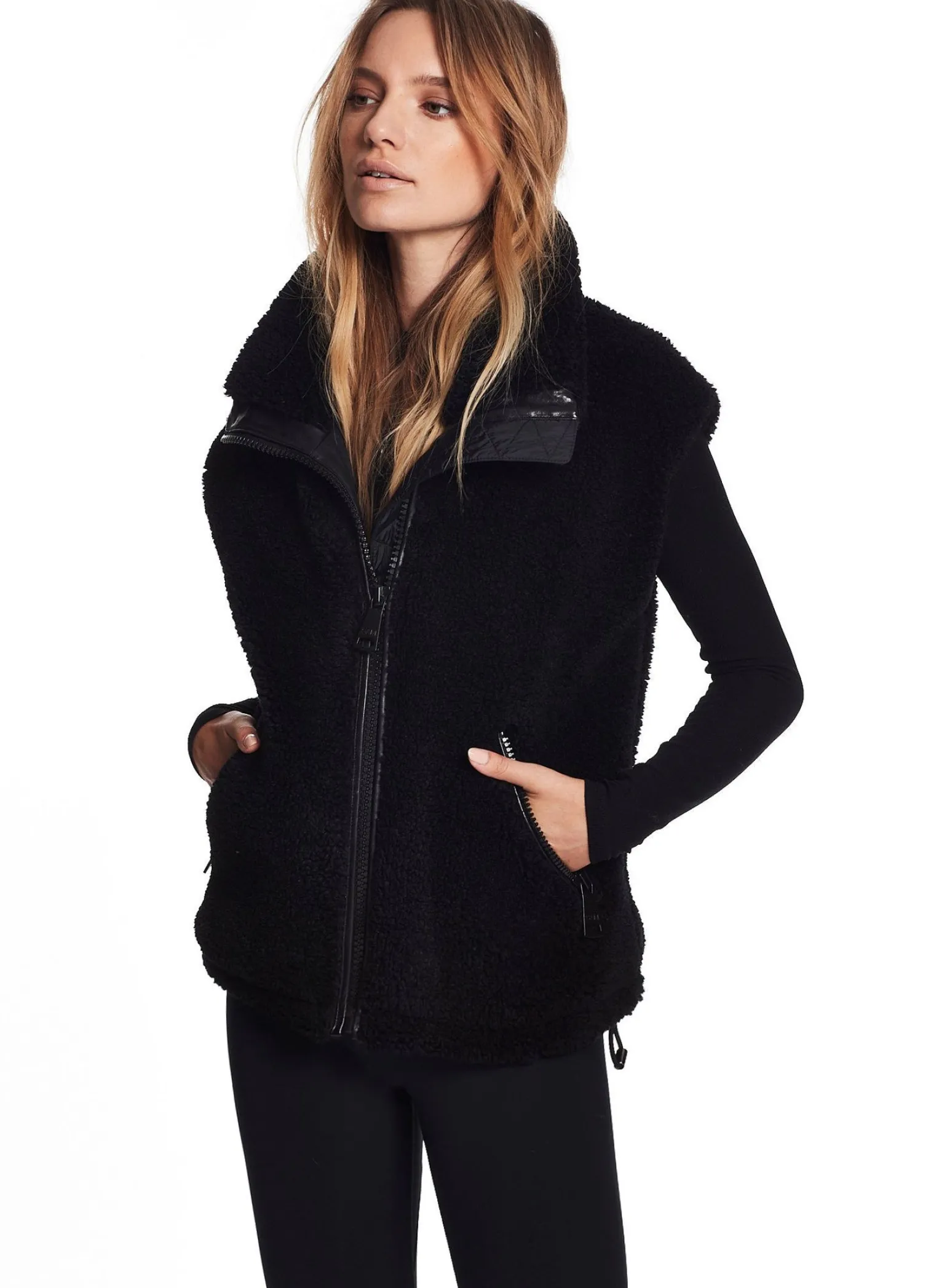 sherpa_vest_2-1.webp Sherpa Vest