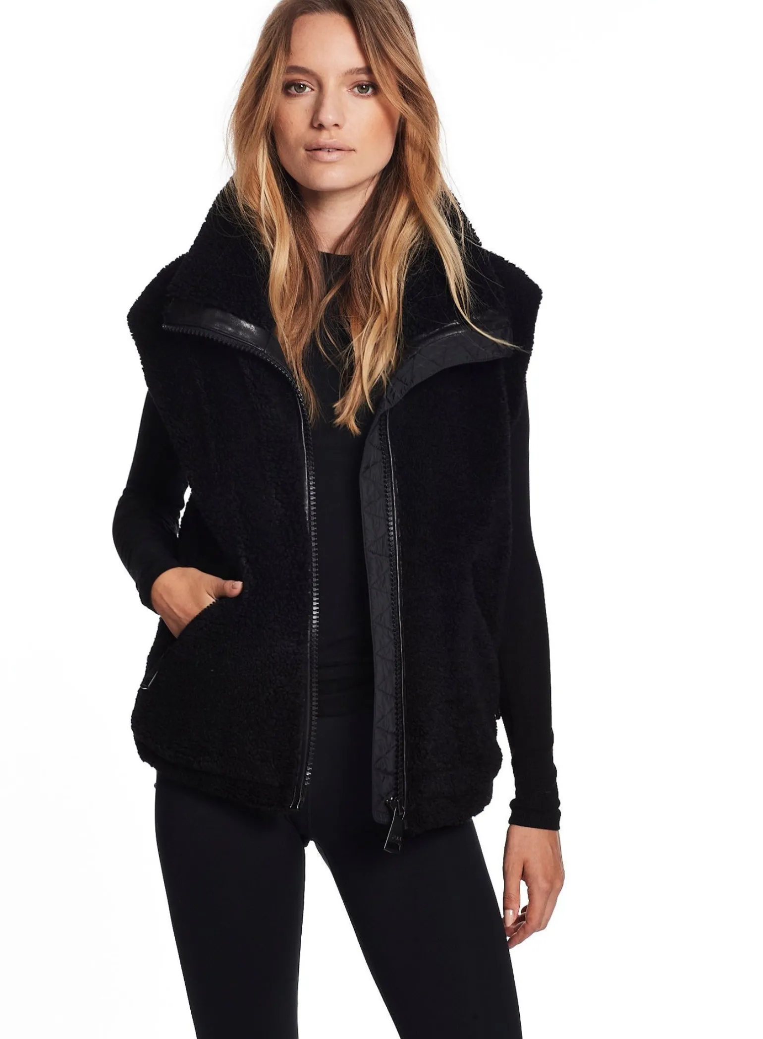 sherpa_vest_4-1.webp Sherpa Vest