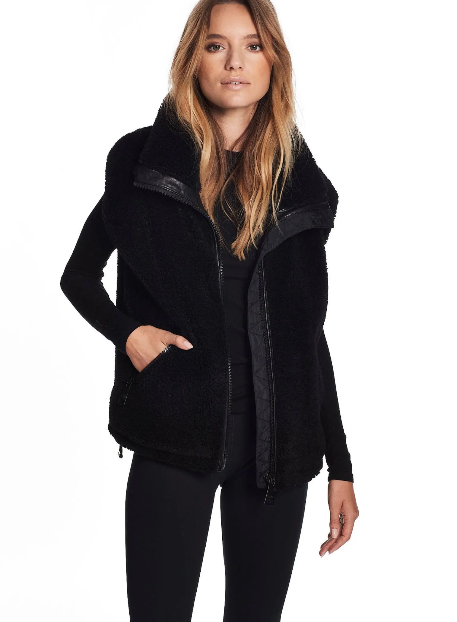 sherpa_vest_7-1.webp Sherpa Vest