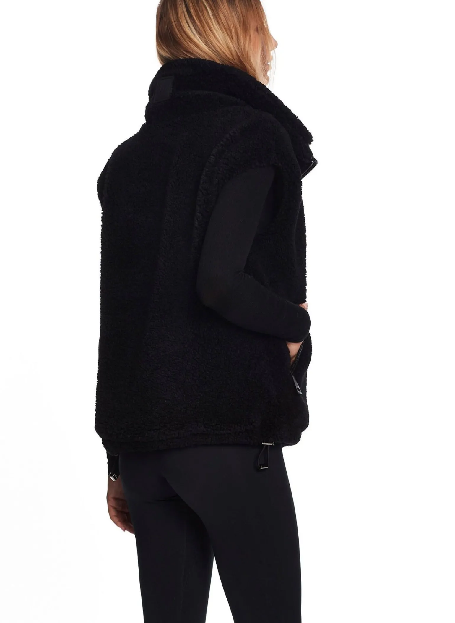 sherpa_vest_9.webp Sherpa Vest